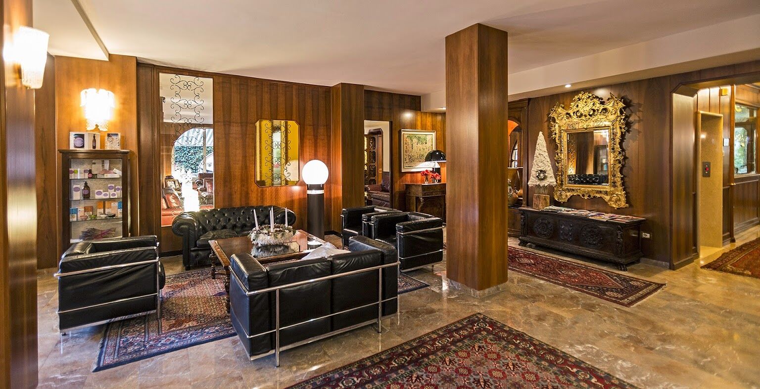 Hotel Regina Adelaide & 4*