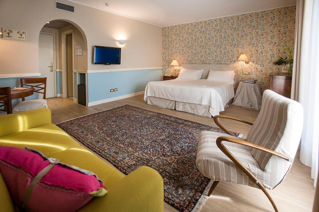Hotel Regina Adelaide &