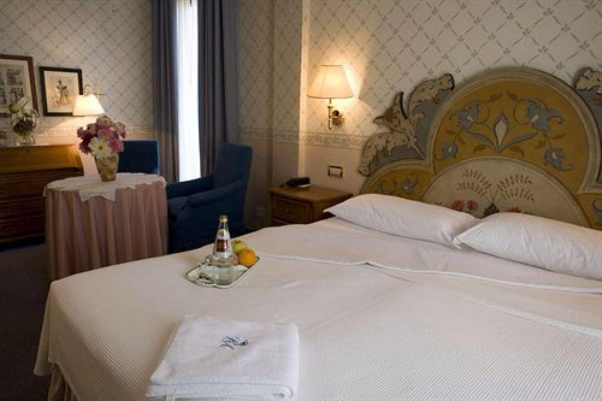 Hotel Regina Adelaide &